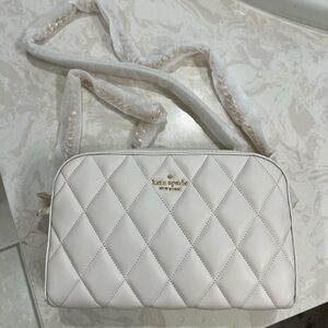 Chain leather shoulder bag